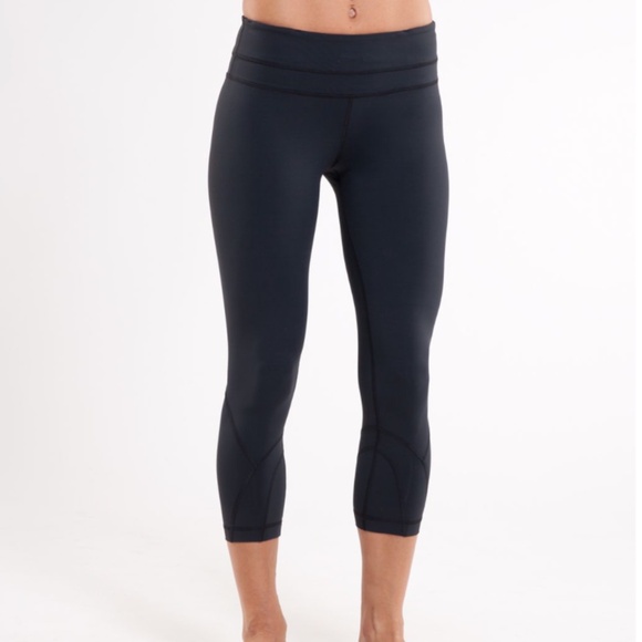 lululemon athletica Pants - Lululemon Run Inspire Crop Leggings (1st Edition) in Black size 4